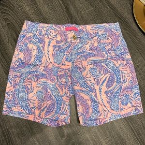 EUC - Lilly Pulitzer 7 inch inseam shorts